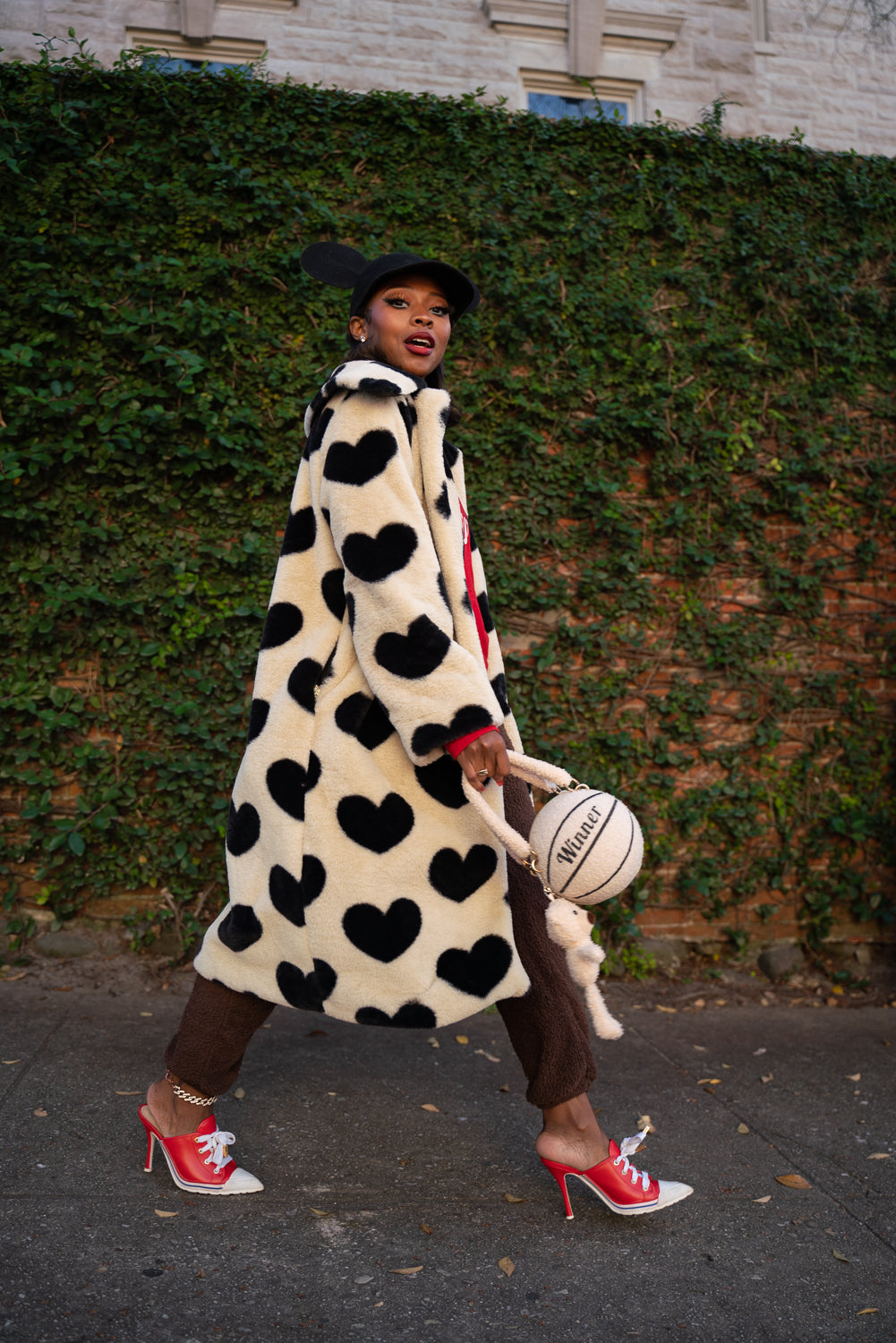 Cozy teddy bear baller bag